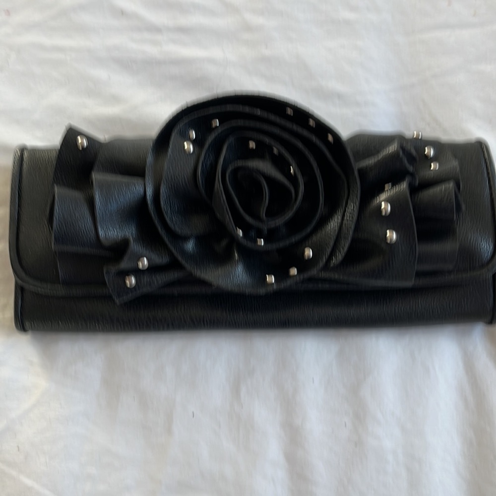 Bebe Clutch - Picture 2 of 11